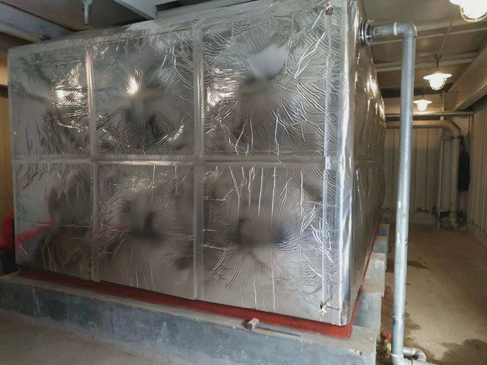 什么是不銹鋼保溫水箱？
